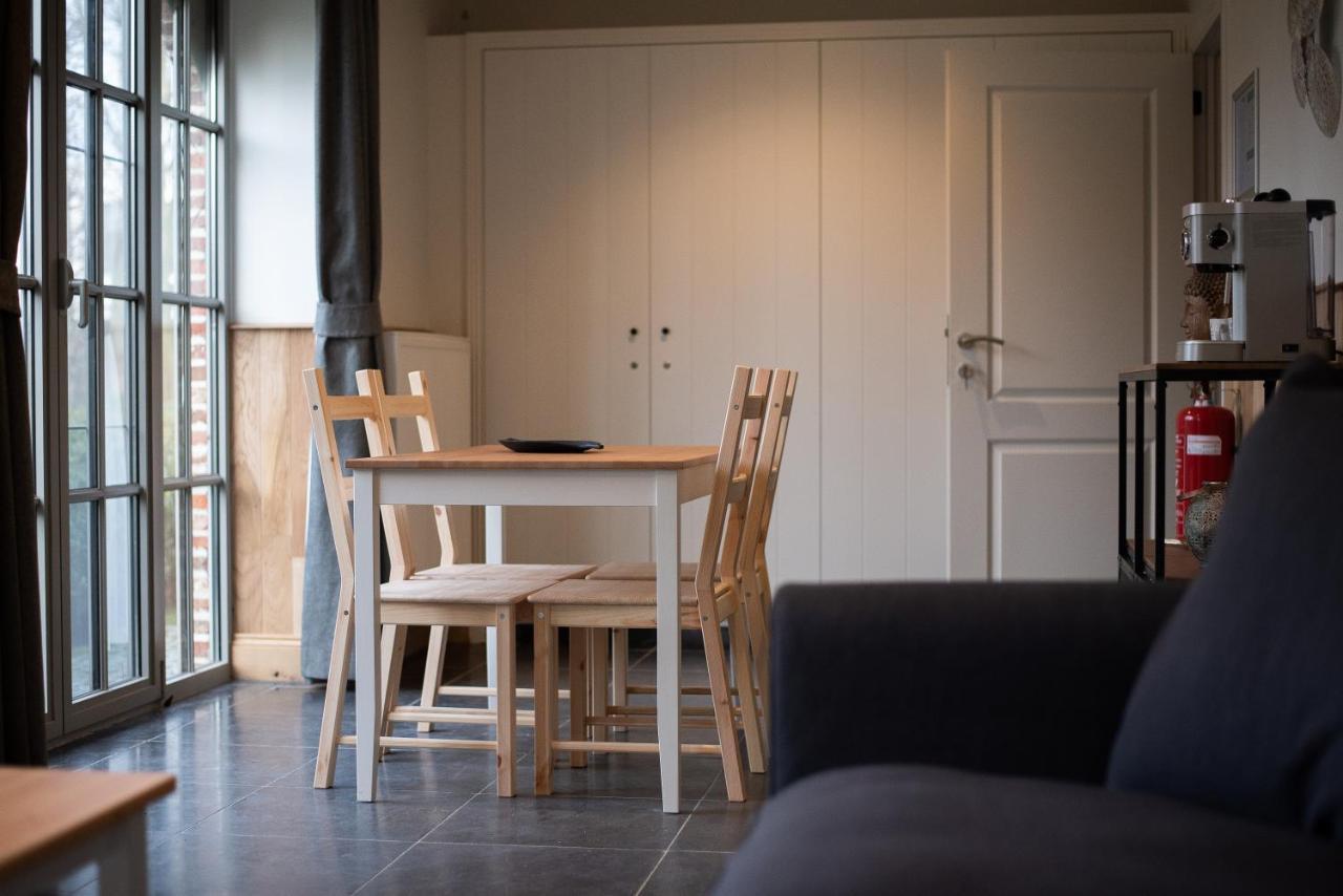 Domein Den Buiten Bed And Breakfast Dnd Sint-Niklaas Exteriör bild